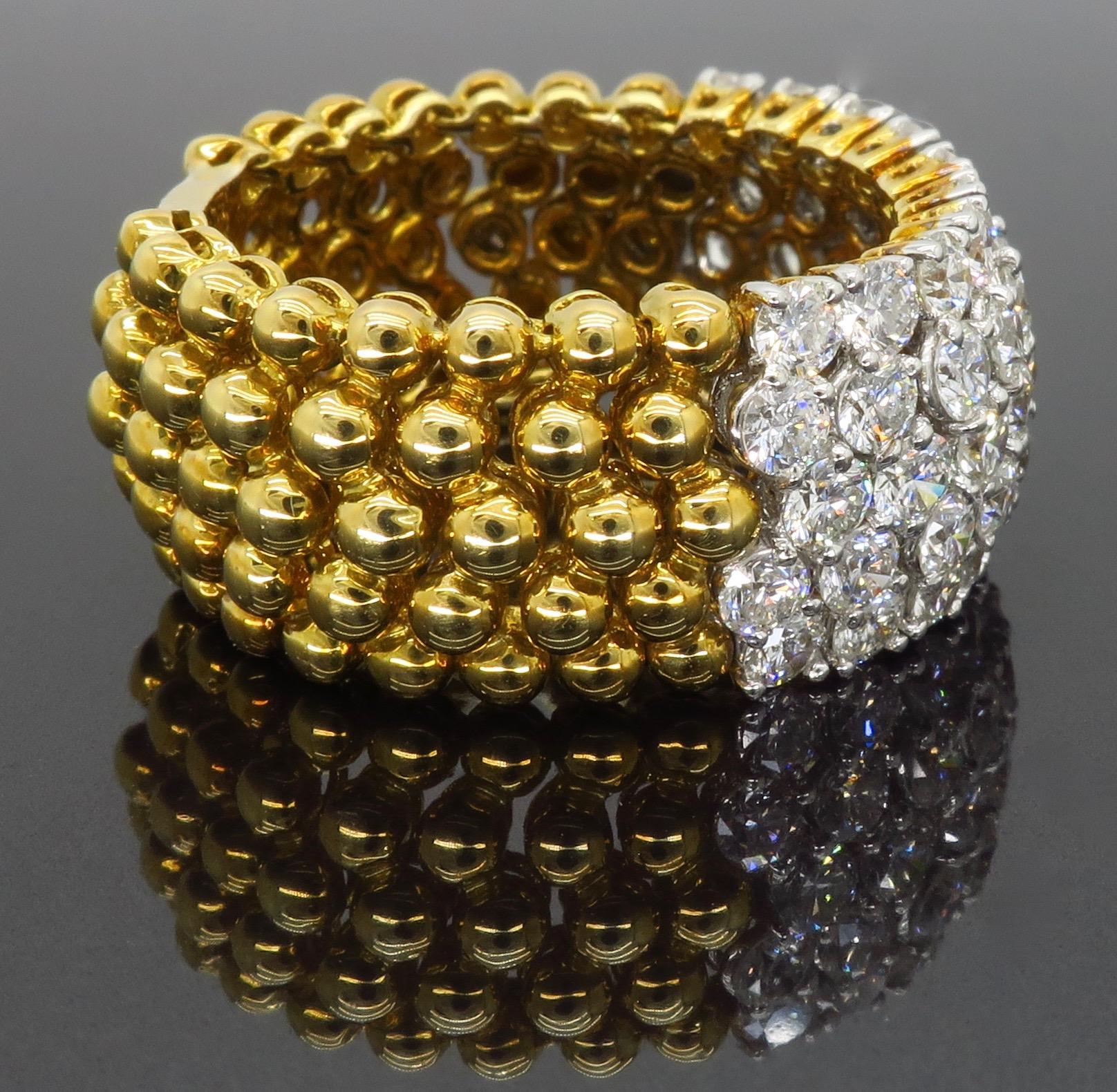 18 Karat Gold 2.50 Carat Movable Diamond Ring 5