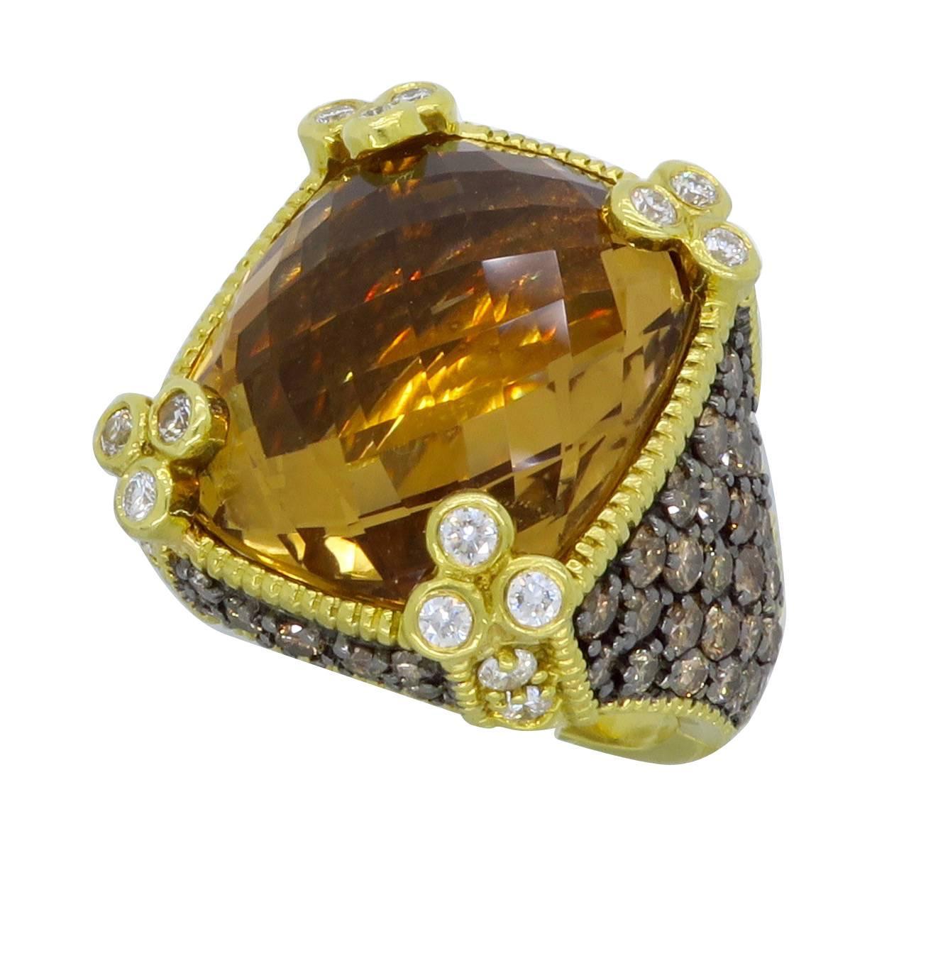 Judith Ripka 18 Karat Gold Monaco Diamantring im Zustand „Hervorragend“ in Webster, NY