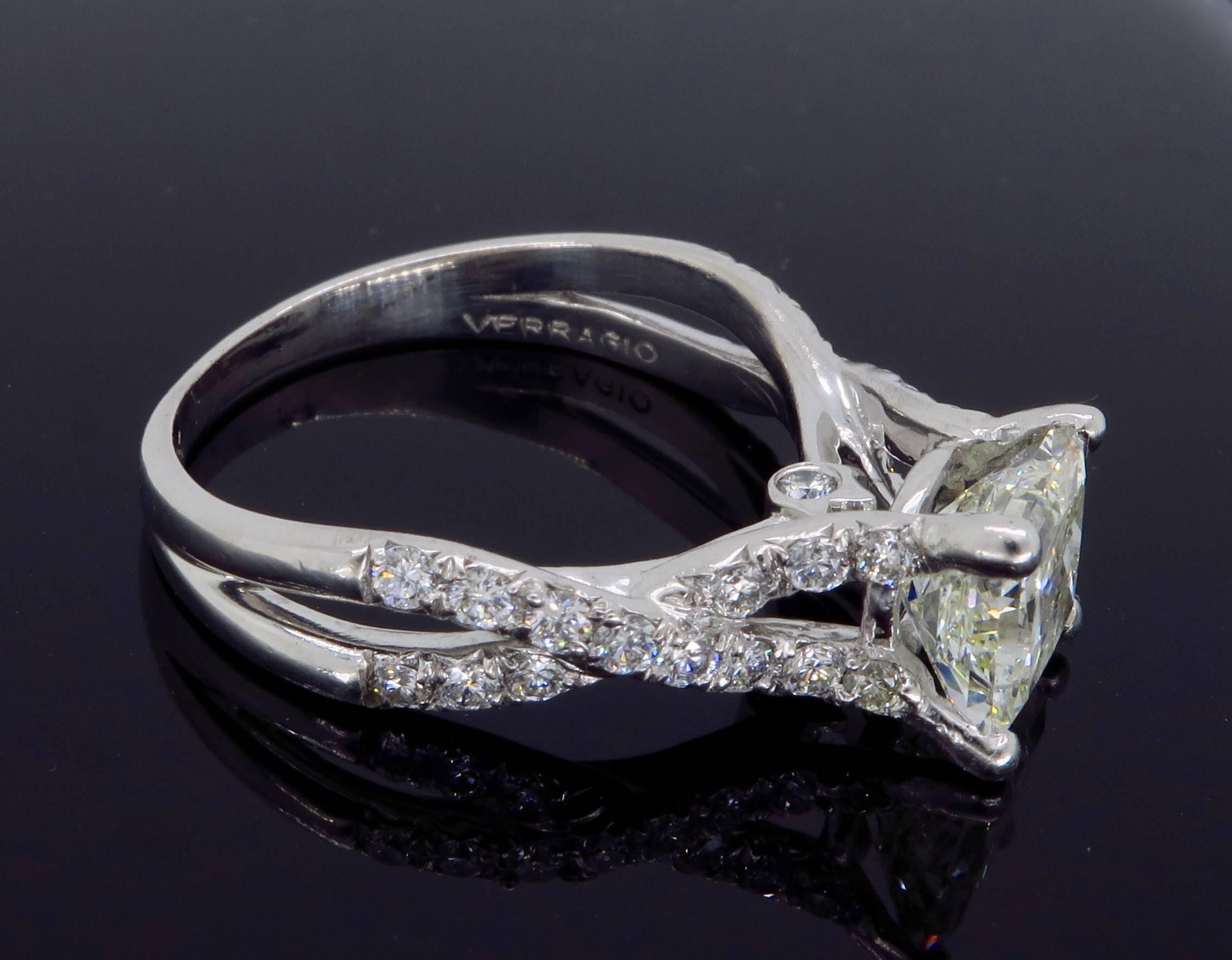 18 Karat Verragio Princess Cut Diamond Engagement Ring 3