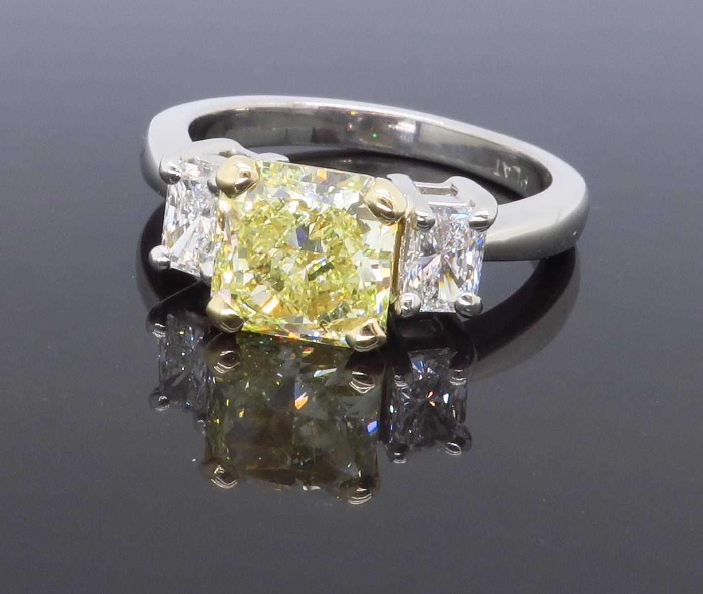 GIA Certified Three Stone 2.08 Carat Yellow & White Diamond Platinum Engagement  In Excellent Condition In Webster, NY