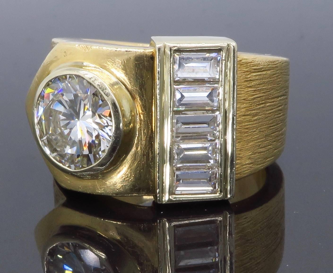 Women's or Men's 14 Karat Yellow Gold 1.98 Carat Diamond Ring