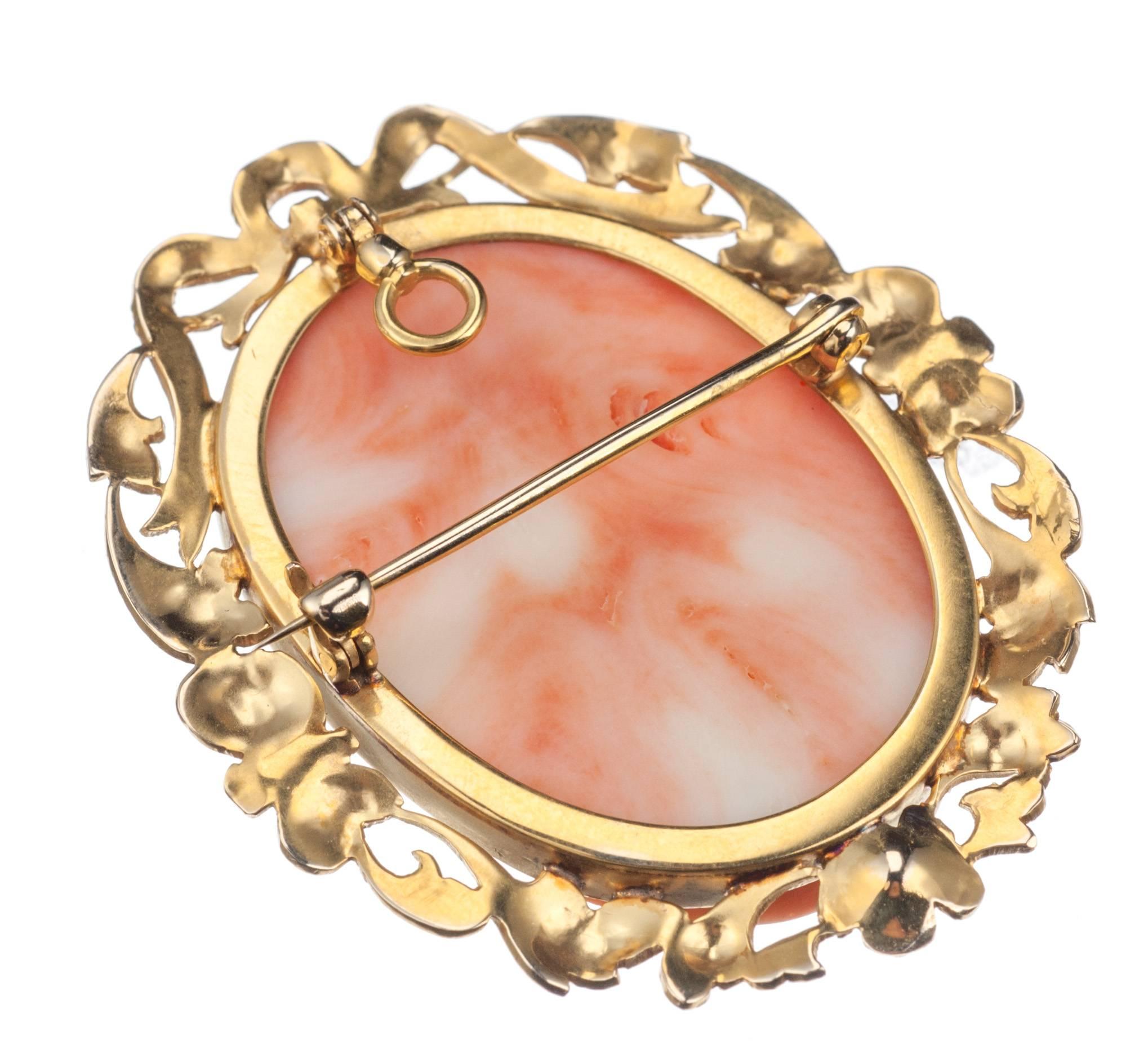 Coral Cameo Brooch and Pendant in 14 Karat Yellow Gold For Sale 1