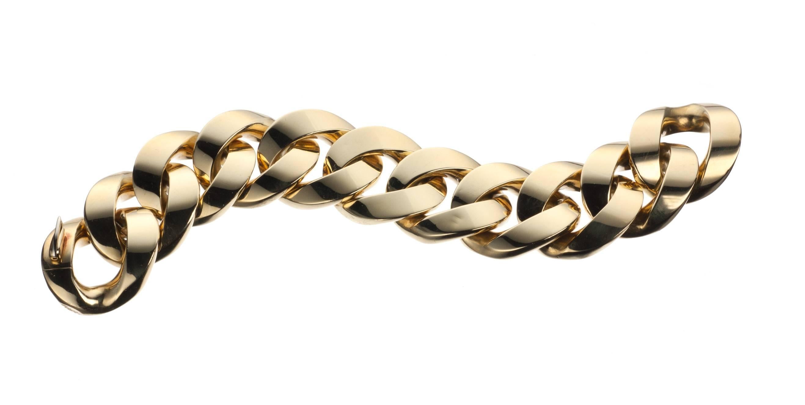 Bold and substantial in its presence, an 18-karat yellow gold curb link bracelet. With links approx. 1” wide and 0.25” deep, this is a bracelet bound to make an impression. Measures approx 7.5” in length. 