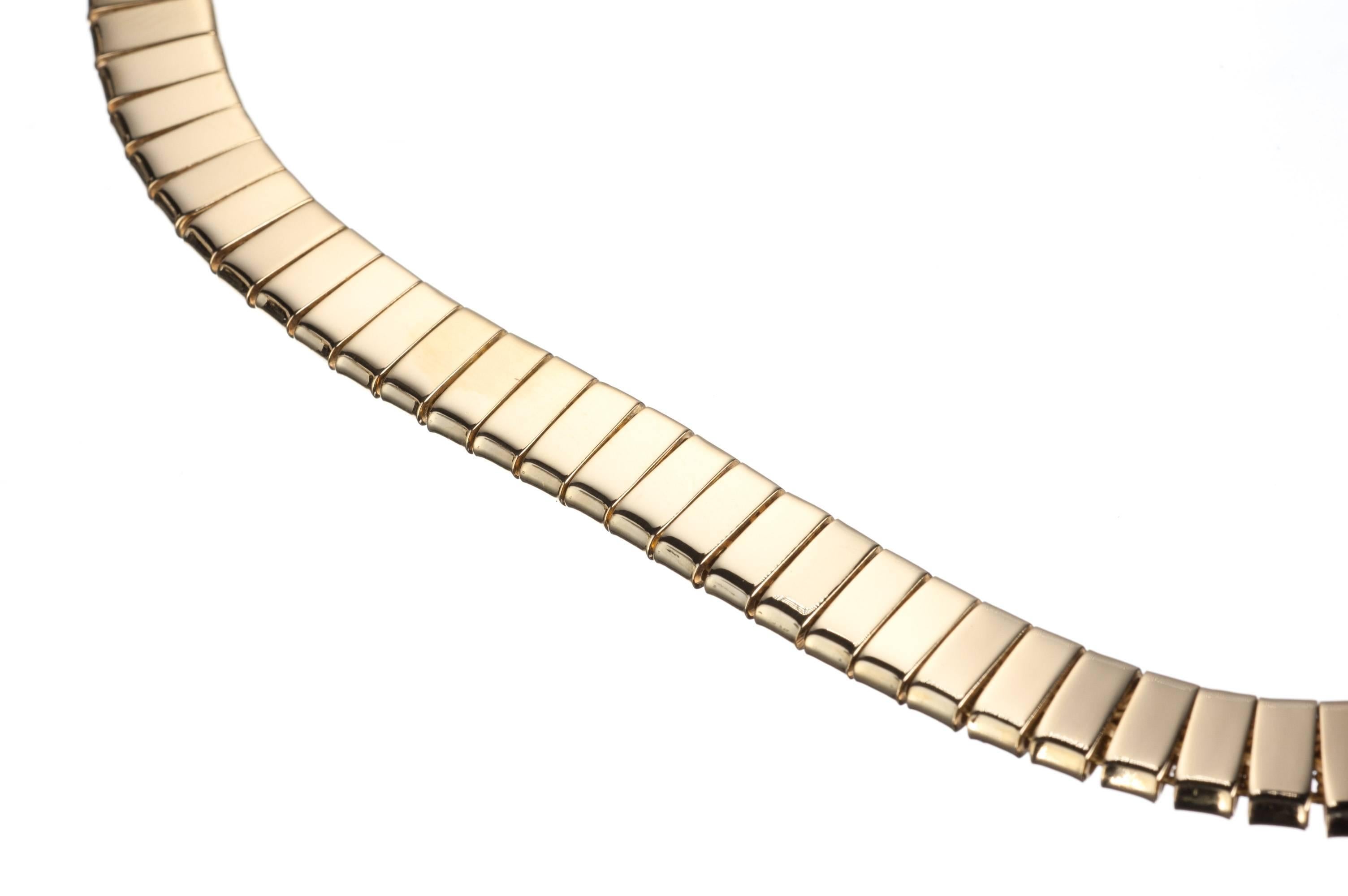 Modern 1990 Diamond Gold Fantail Necklace
