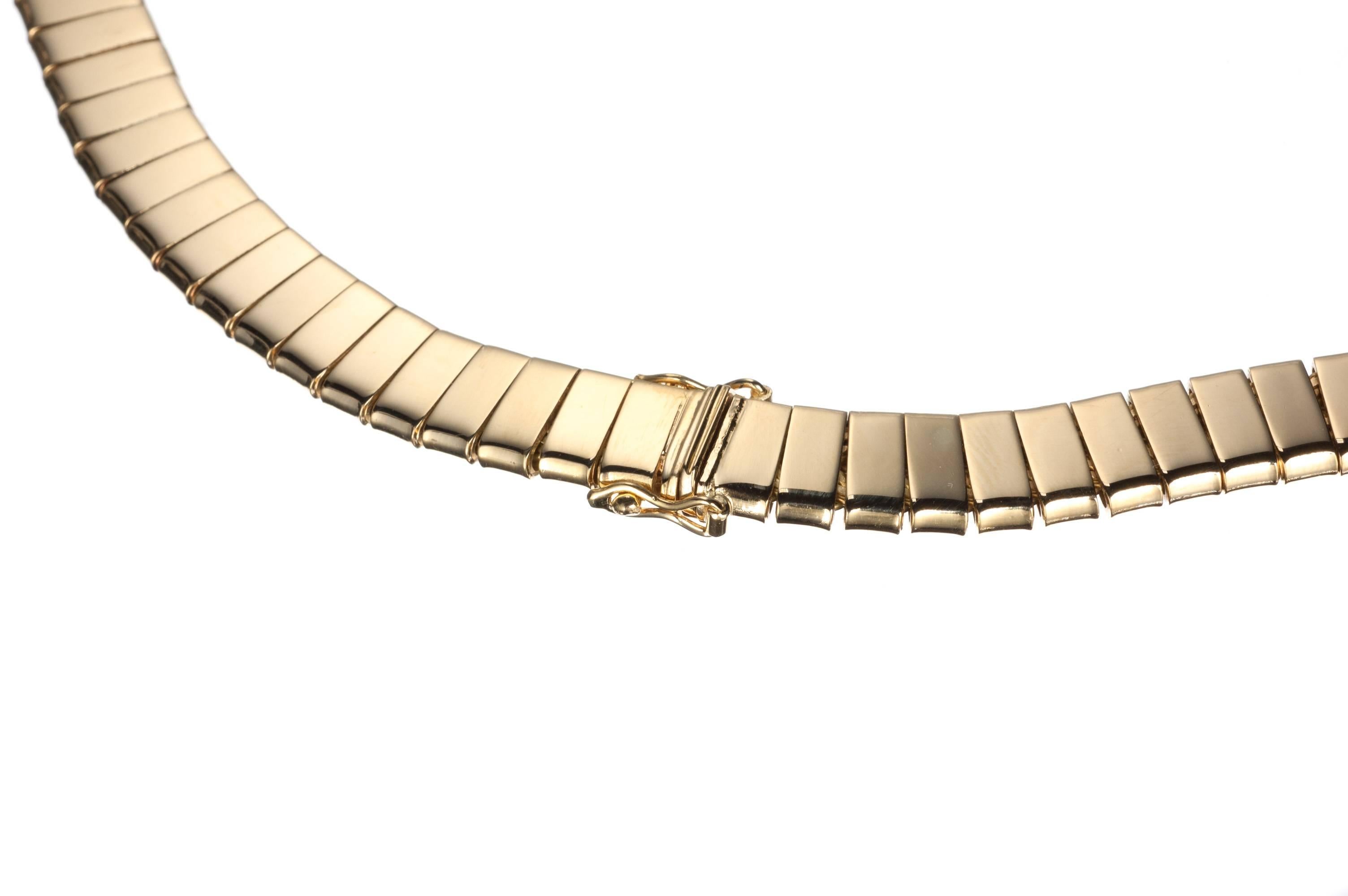Women's 1990 Diamond Gold Fantail Necklace