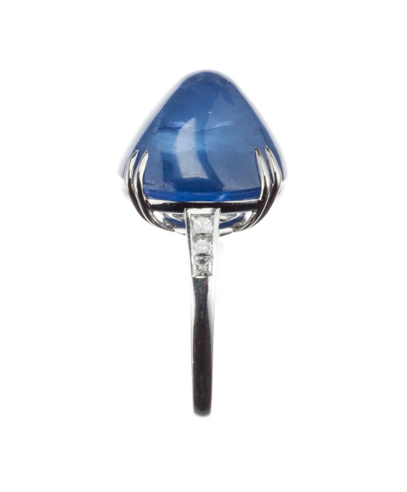 Contemporary Lucie Campbell Sugarloaf-Cut Sapphire Diamond Platinum Ring For Sale