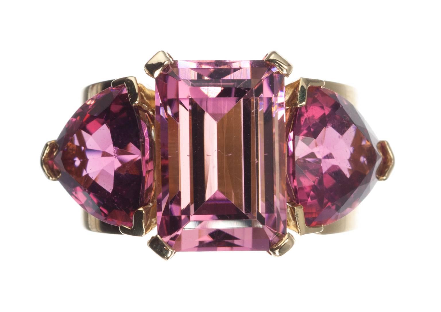 JFA Pink and Red Tourmaline 18 Karat Gold Ring In New Condition For Sale In Saint Louis, MO