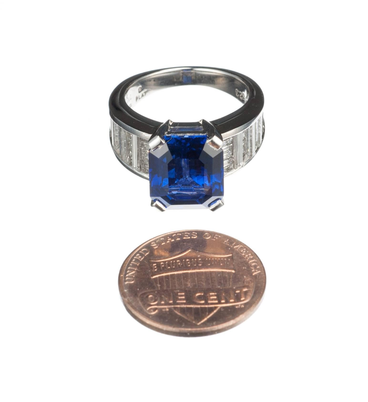 Sapphire and Diamond Platinum Ring For Sale 2