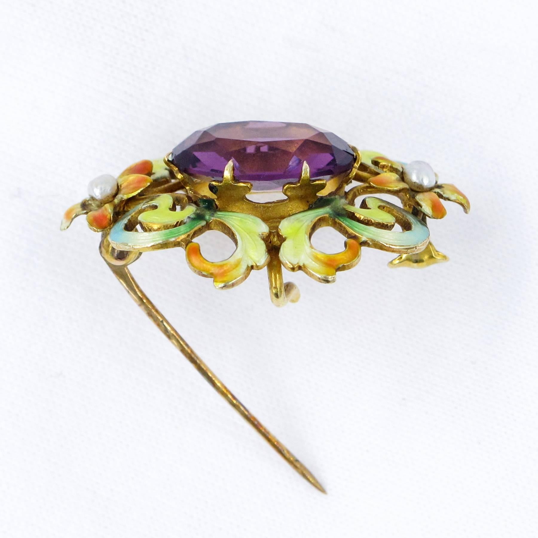 Women's Art Nouveau Amethyst and Enamel Brooch set in Yellow Gold For Sale