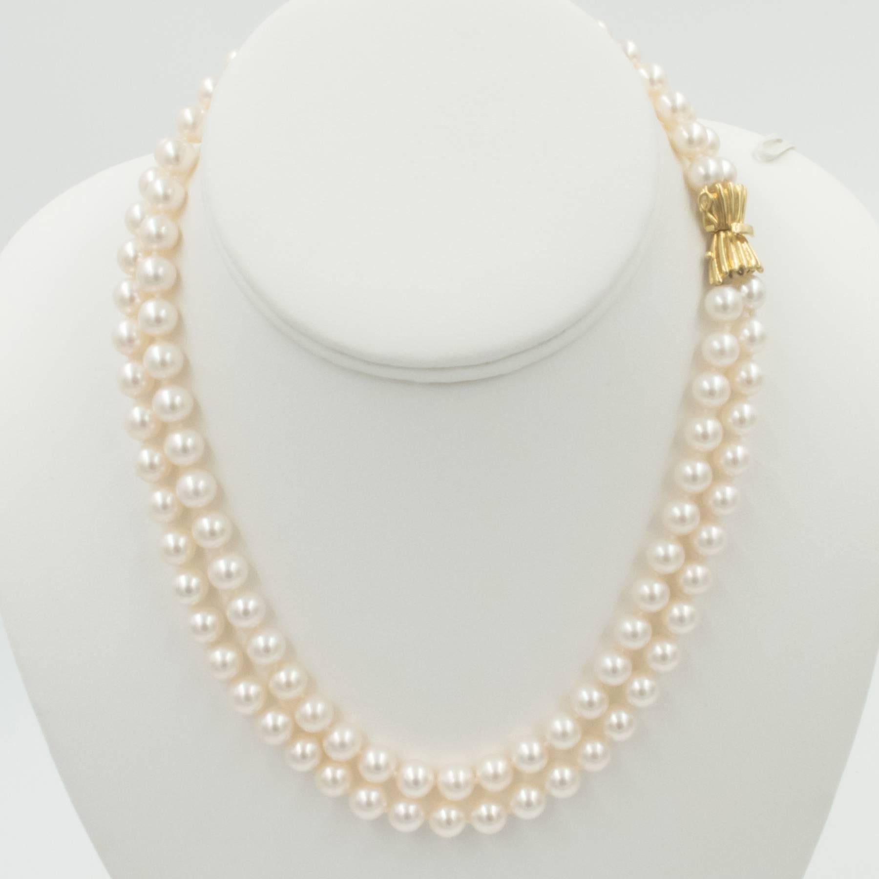Double Strand Fine Japanese Akoya Cultured Pearls  For Sale 2