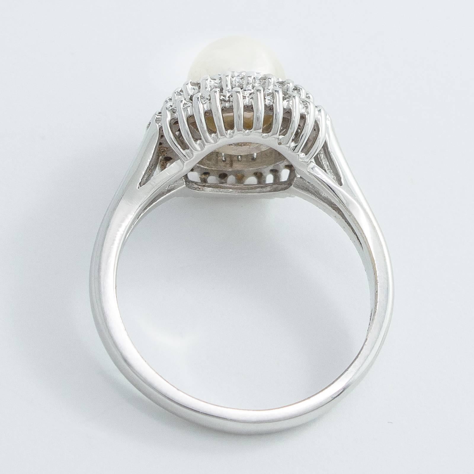 Akoya Pearl and Diamond White Gold Ring For Sale 3