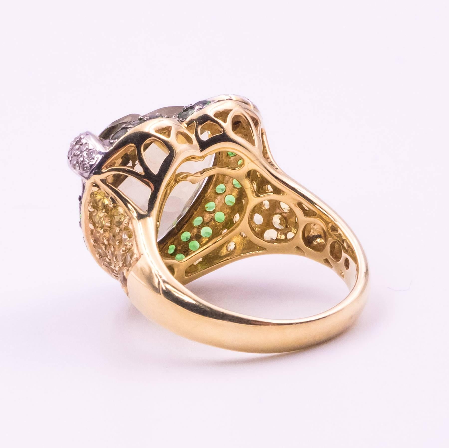 Heart Shaped Citrine Tsavorite Garnet Sapphire and Diamond Yellow Gold Ring In Excellent Condition For Sale In Toronto, Ontario
