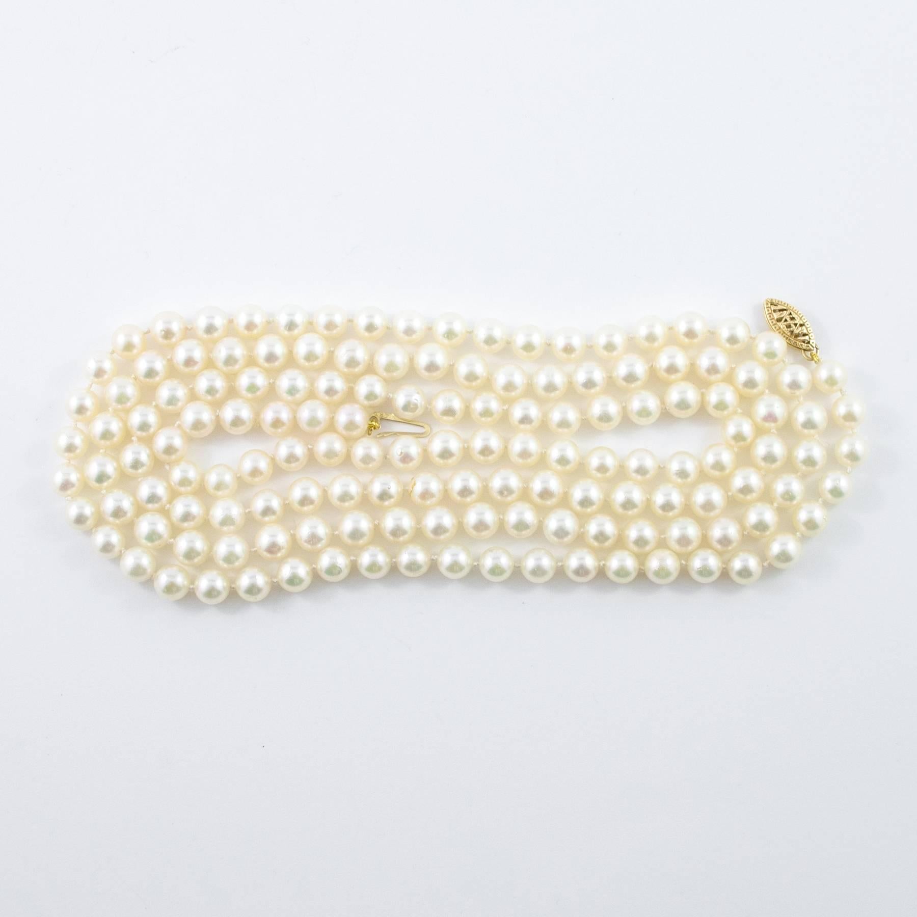 Fine Japanese Akoya Pearl Necklace For Sale 1