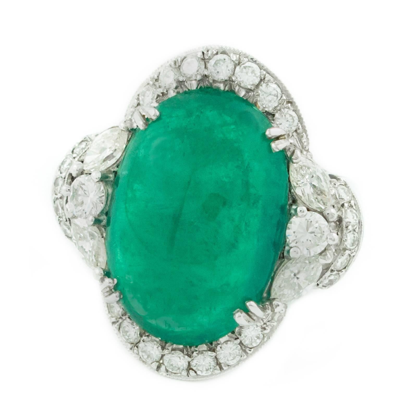 12.17 Carat Colombian Cabochon Cut Emerald Diamond White Gold Ring  In Excellent Condition For Sale In Toronto, Ontario