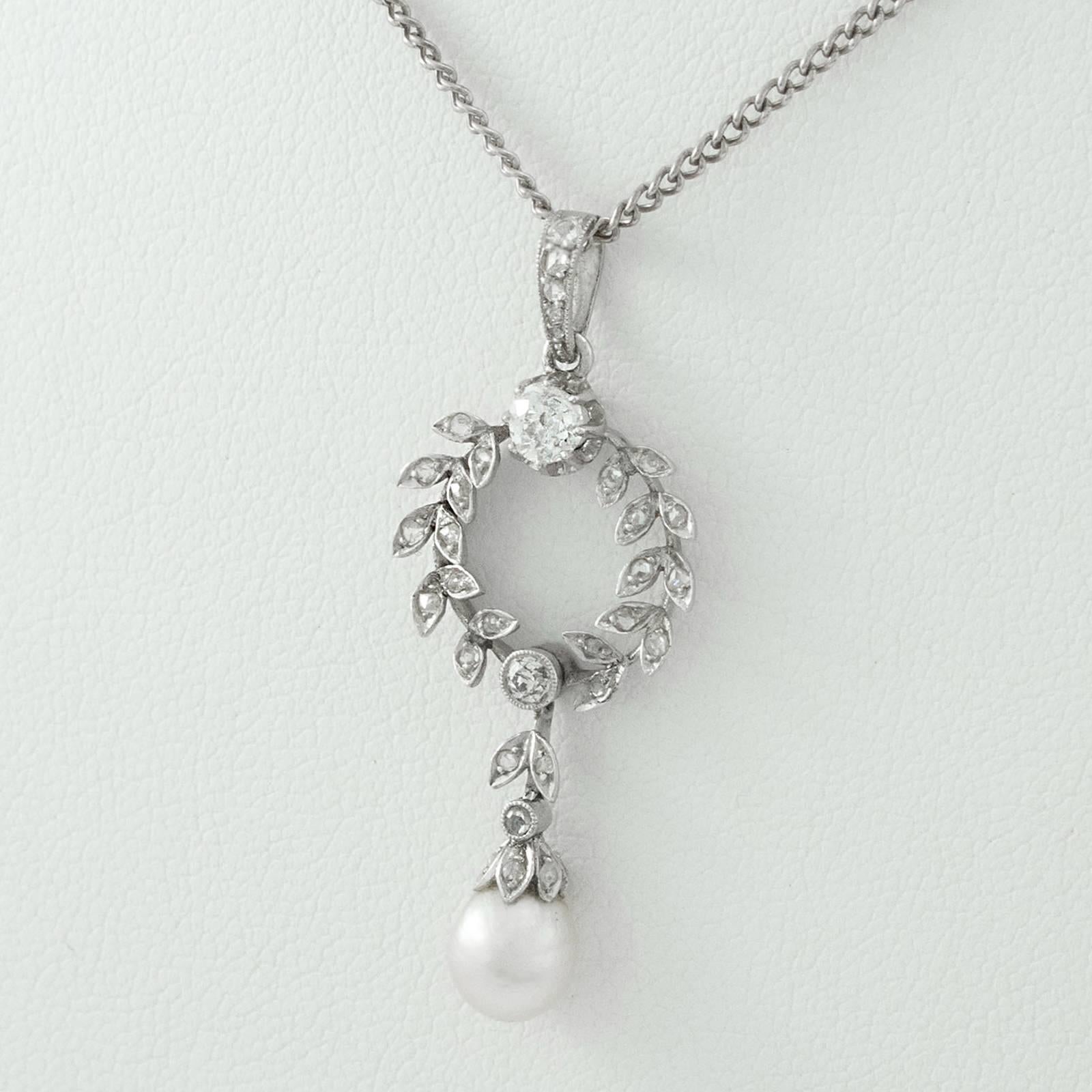 Women's Belle Époque Pearl Diamond Platinum Necklace   For Sale