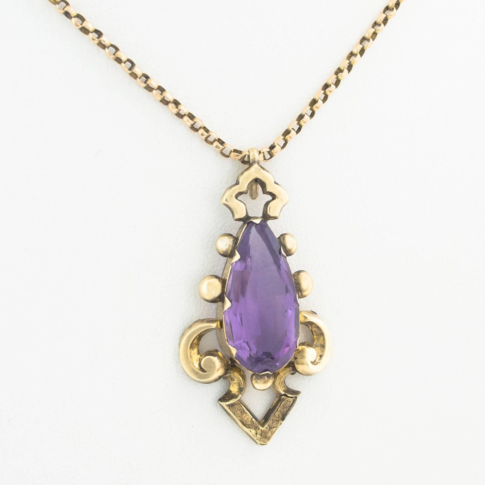 Victorian Amethyst Gold Lavaliere In Excellent Condition For Sale In Toronto, Ontario