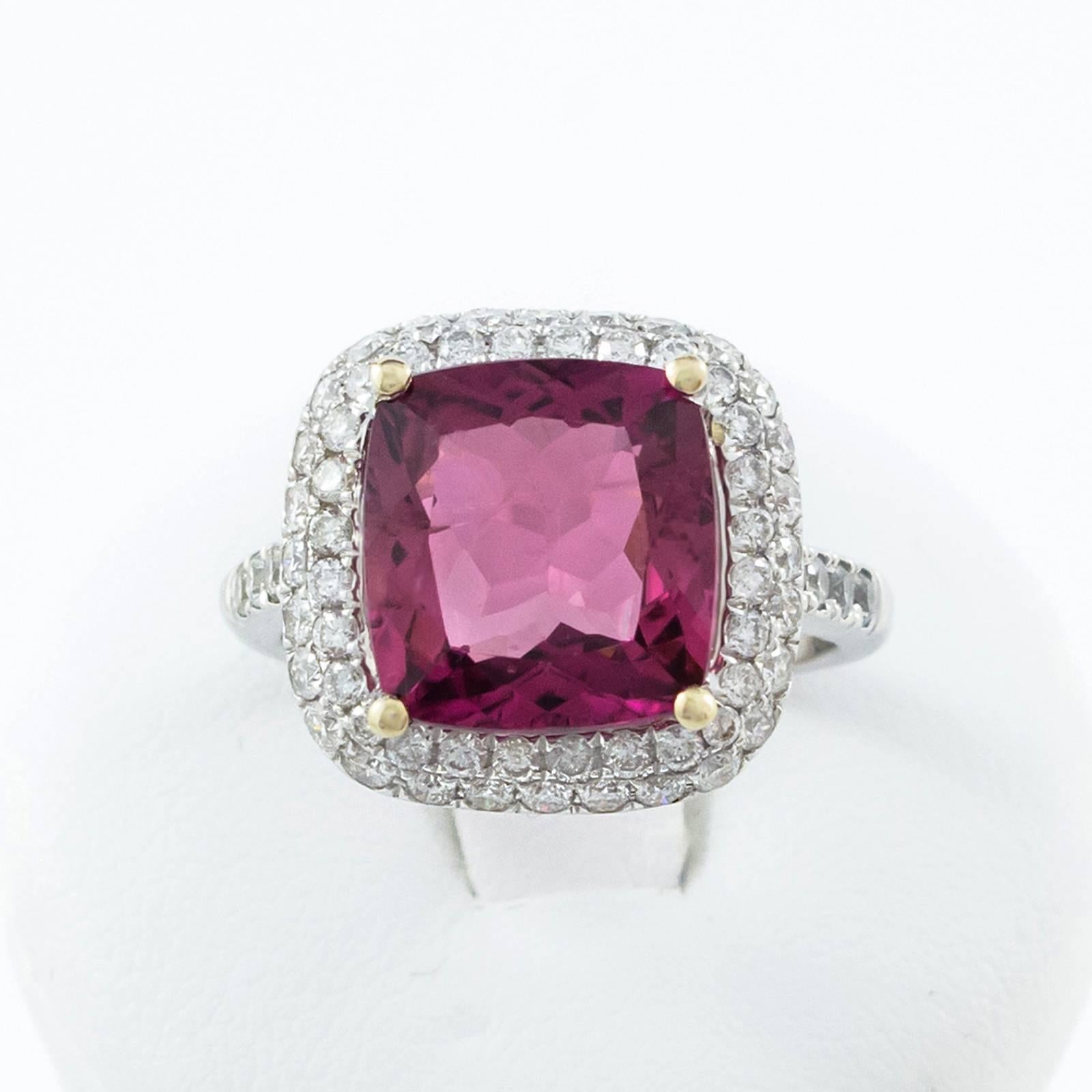 Fine Tourmaline Diamond Ring Set in Platinum For Sale 2