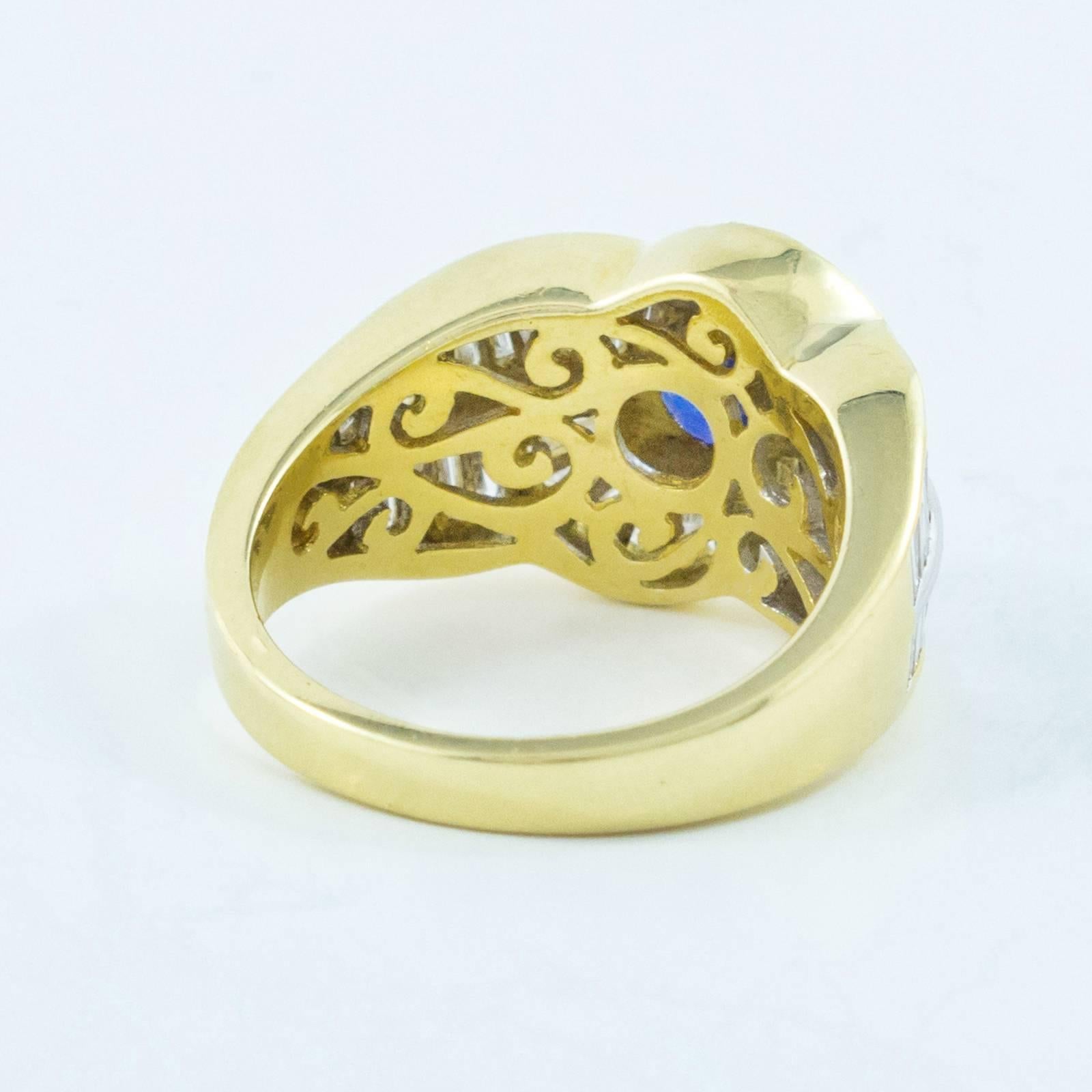 Women's Striking 7.92 Carat Diamond Sapphire Ring For Sale