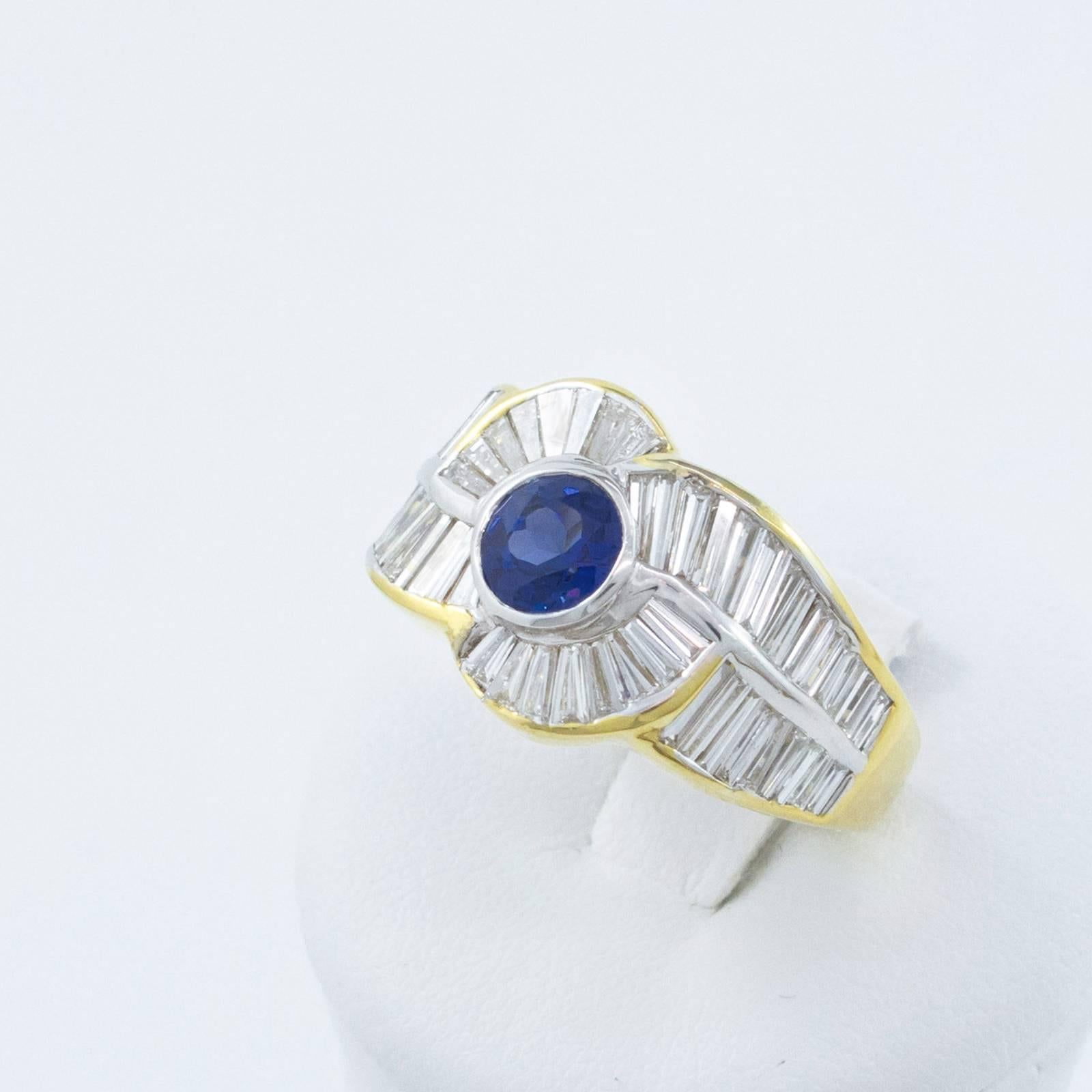 Contemporary Striking 7.92 Carat Diamond Sapphire Ring For Sale