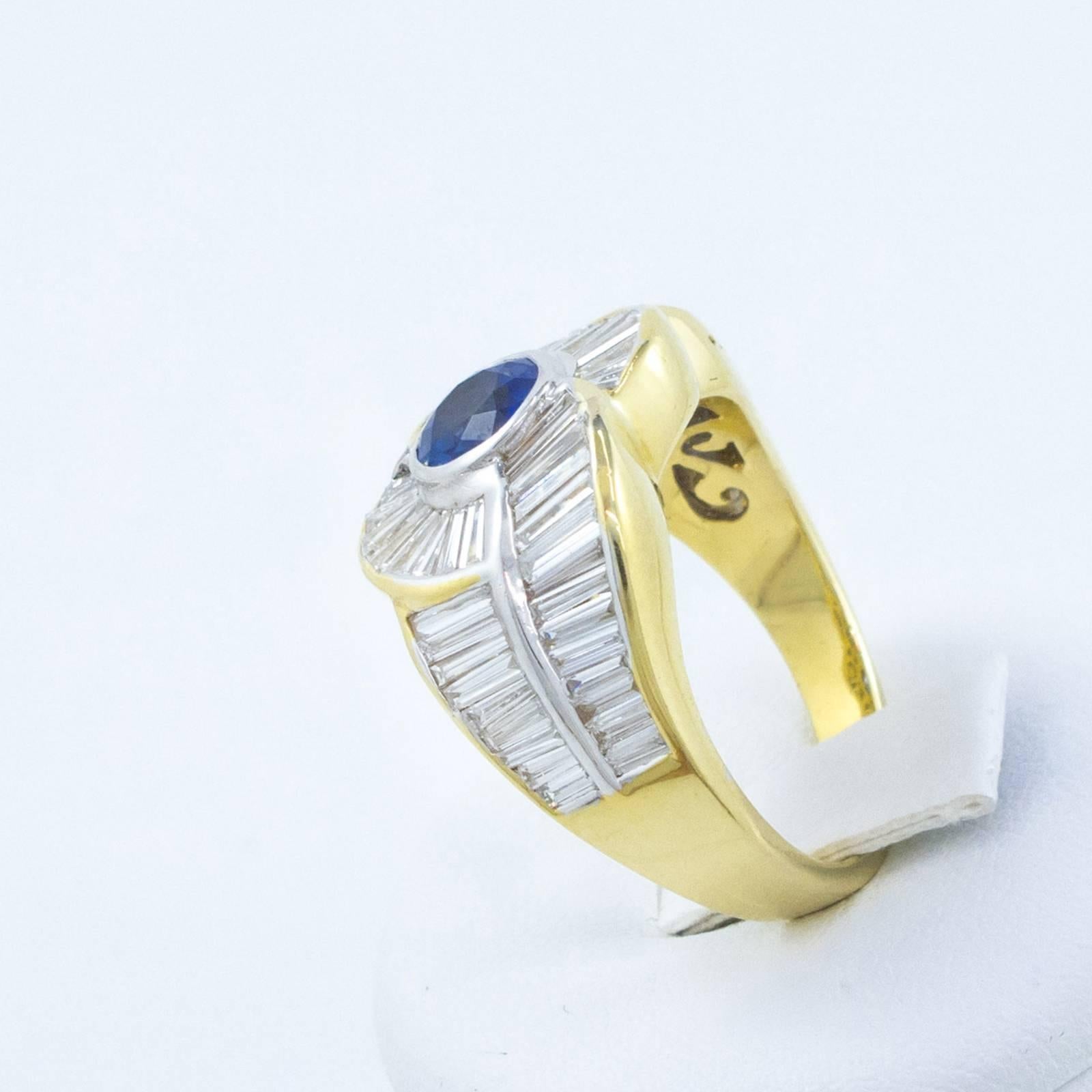 Striking 7.92 Carat Diamond Sapphire Ring For Sale 2