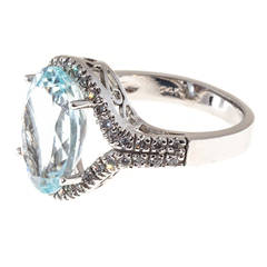 Bright Greenish Blue Aquamarine Diamond Gold Ring 11