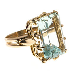1940s Emerald Cut Aquamarine Gold Ring