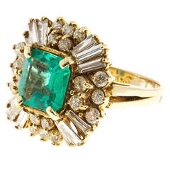 Emerald and Baguette Round Diamond Princess Ring 8