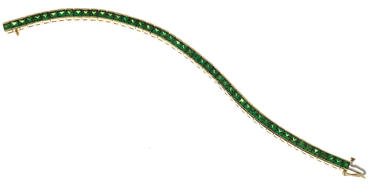 Tsavorite Garnet & 18k Gold Medium Pill Bracelet main image 1