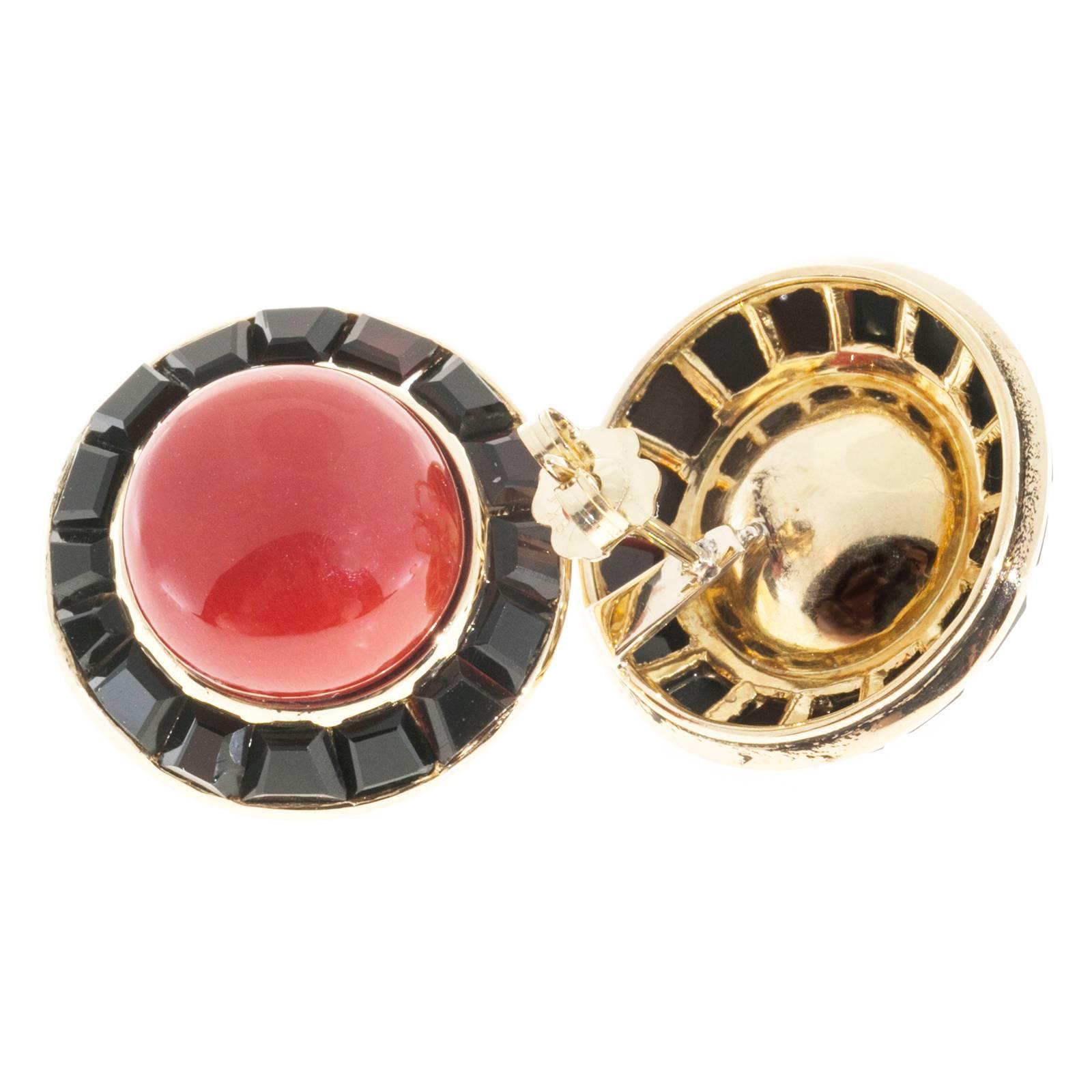 Women's Cabochon Red Coral Black Onyx Gold Earrings  For Sale