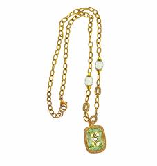 Green Quartz Diamond Gold Textured Pendant