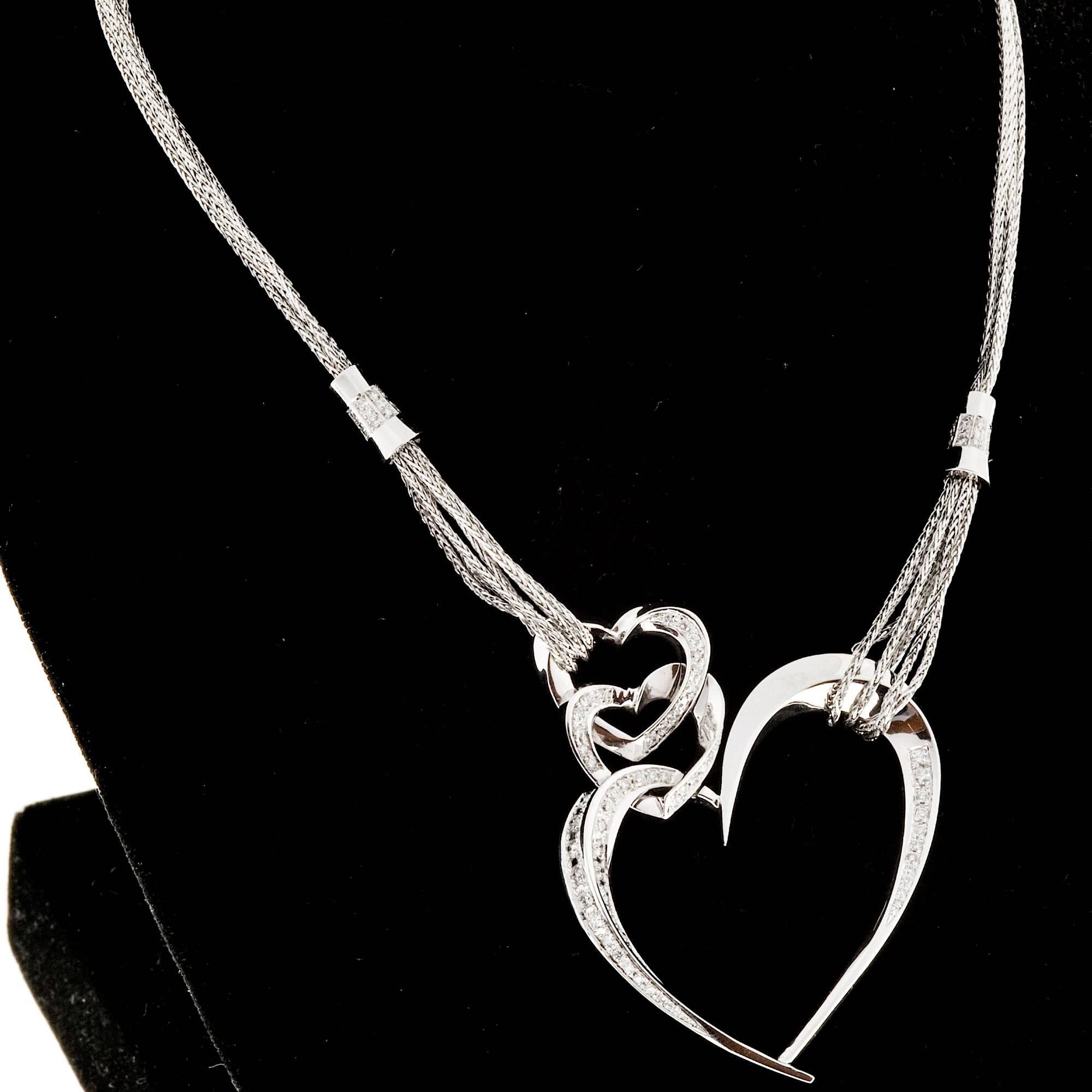 Diamant-Gold-Halskette mit drei Herzanhängern Damen im Angebot