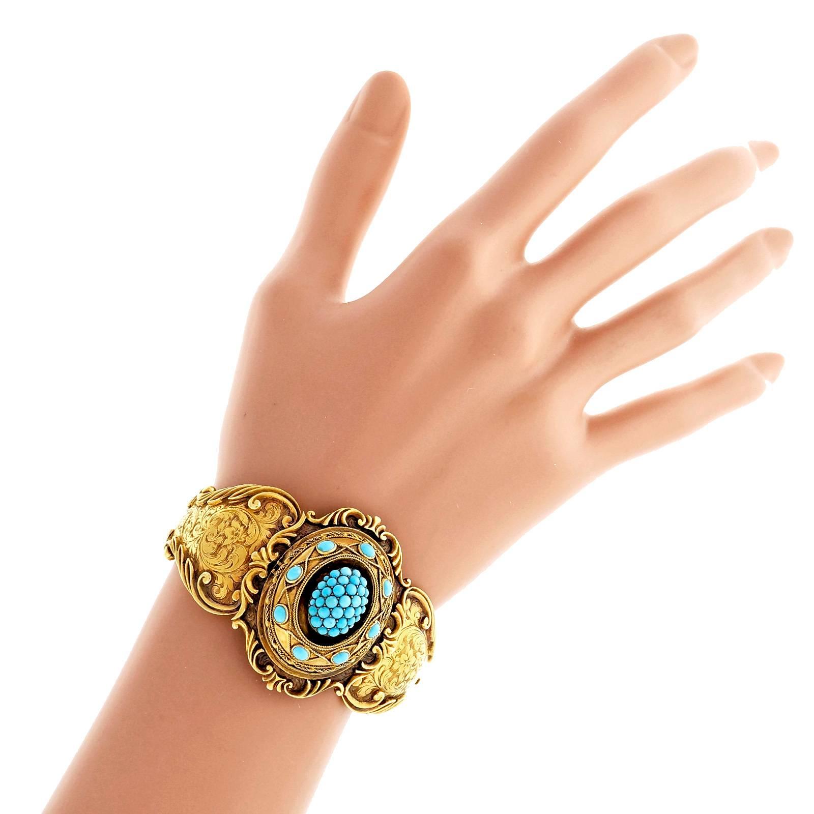 Round Cut Natural Persian Turquoise Gold Bangle Bracelet For Sale