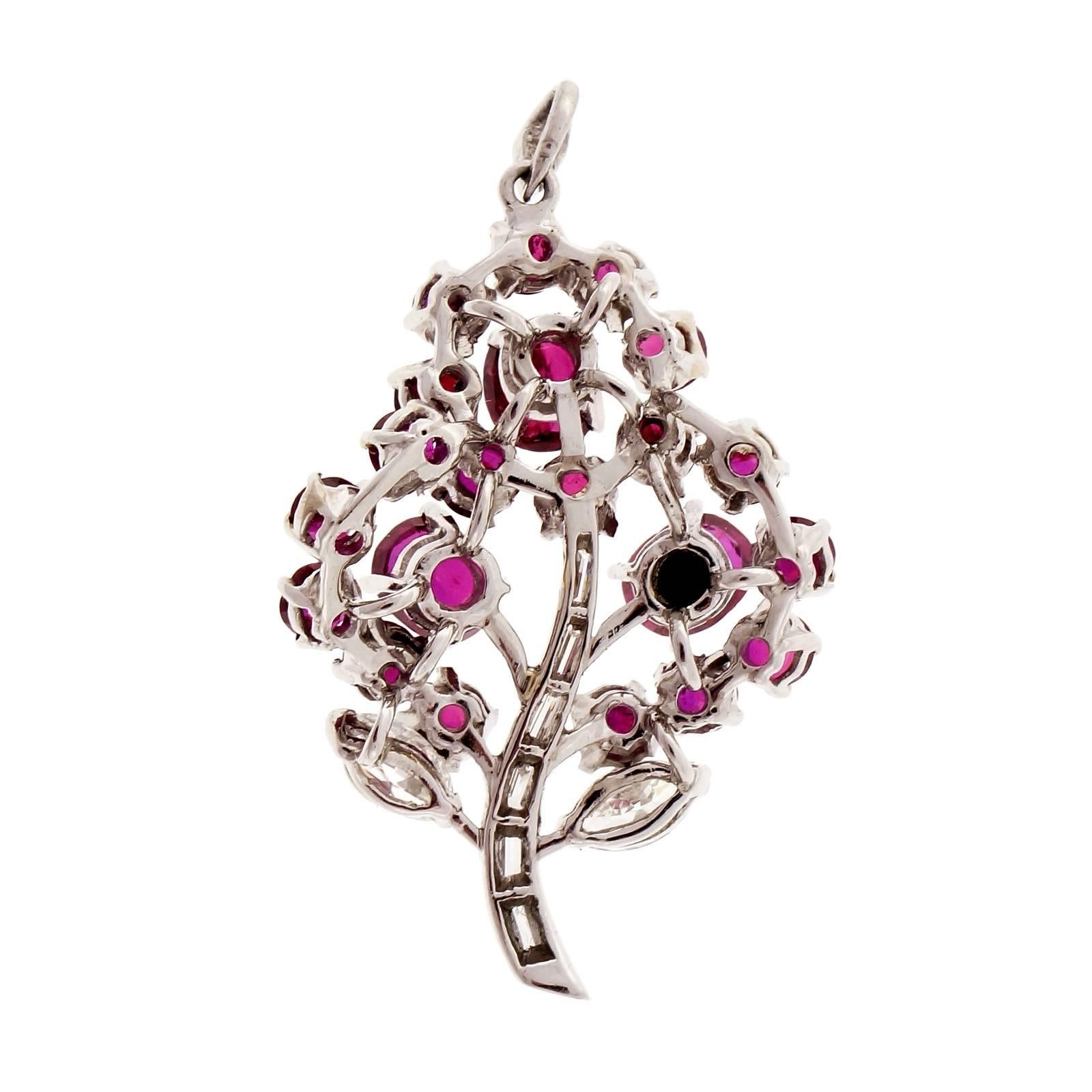 Pendentif fleur en platine avec rubis naturel et diamant 1