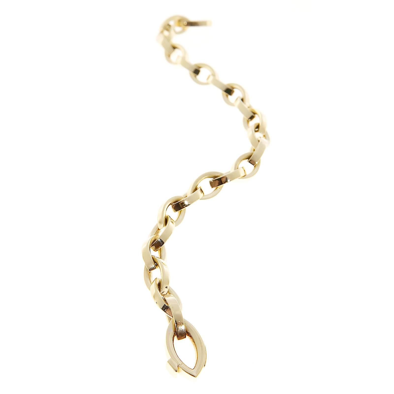 Tiffany & Co. Marquise Gold Link Bracelet In Good Condition In Stamford, CT