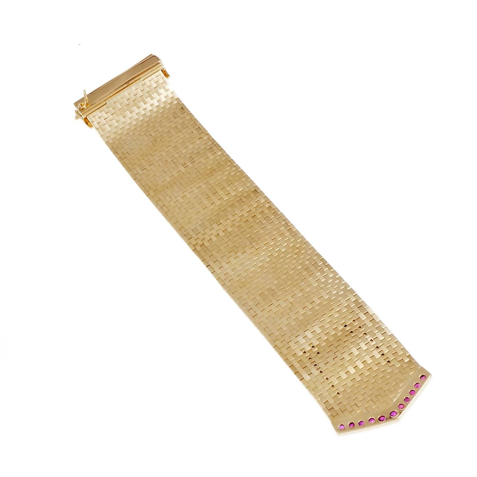 Flexibles Armband, 3,50 Karat Rubin Gelbgold Ziegelstein im Zustand „Gut“ im Angebot in Stamford, CT