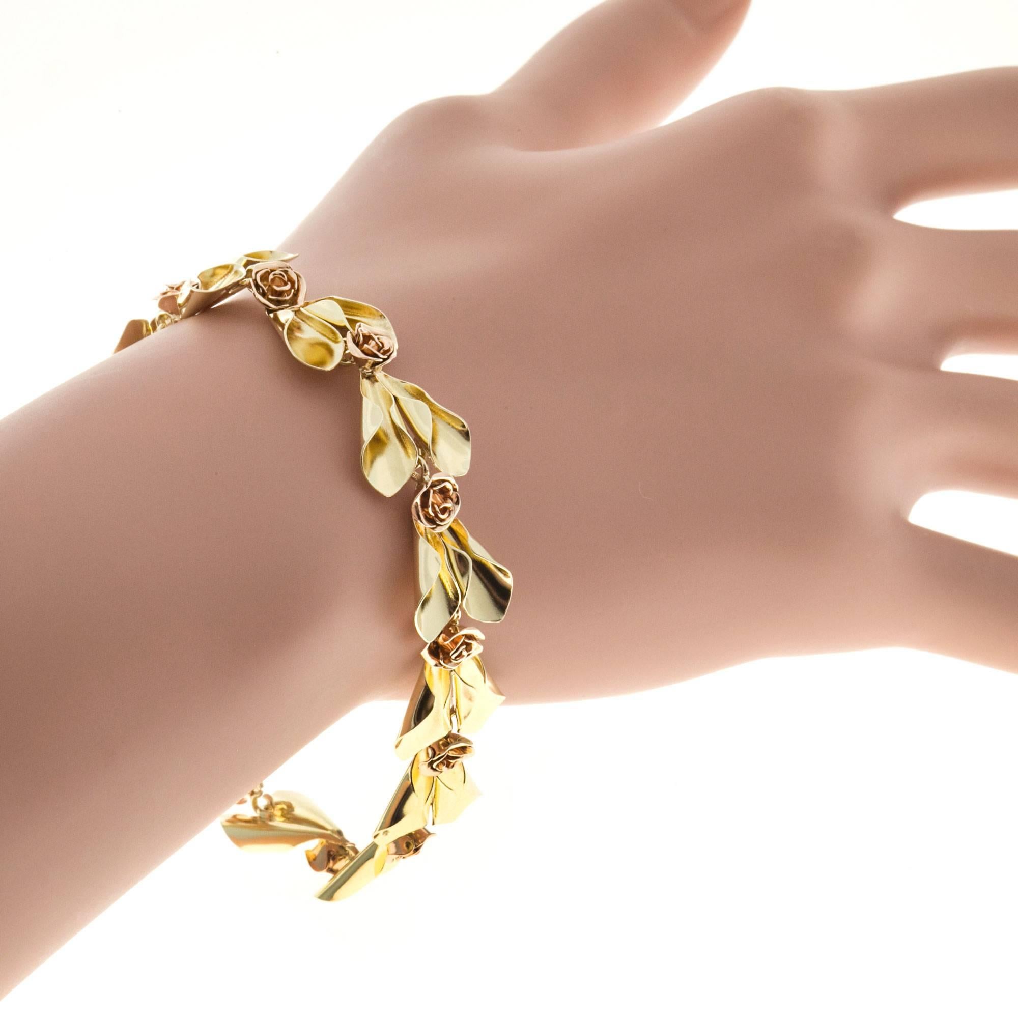 Tiffany & Co. Krementz Two Color Gold Flower Design Bracelet In Good Condition In Stamford, CT