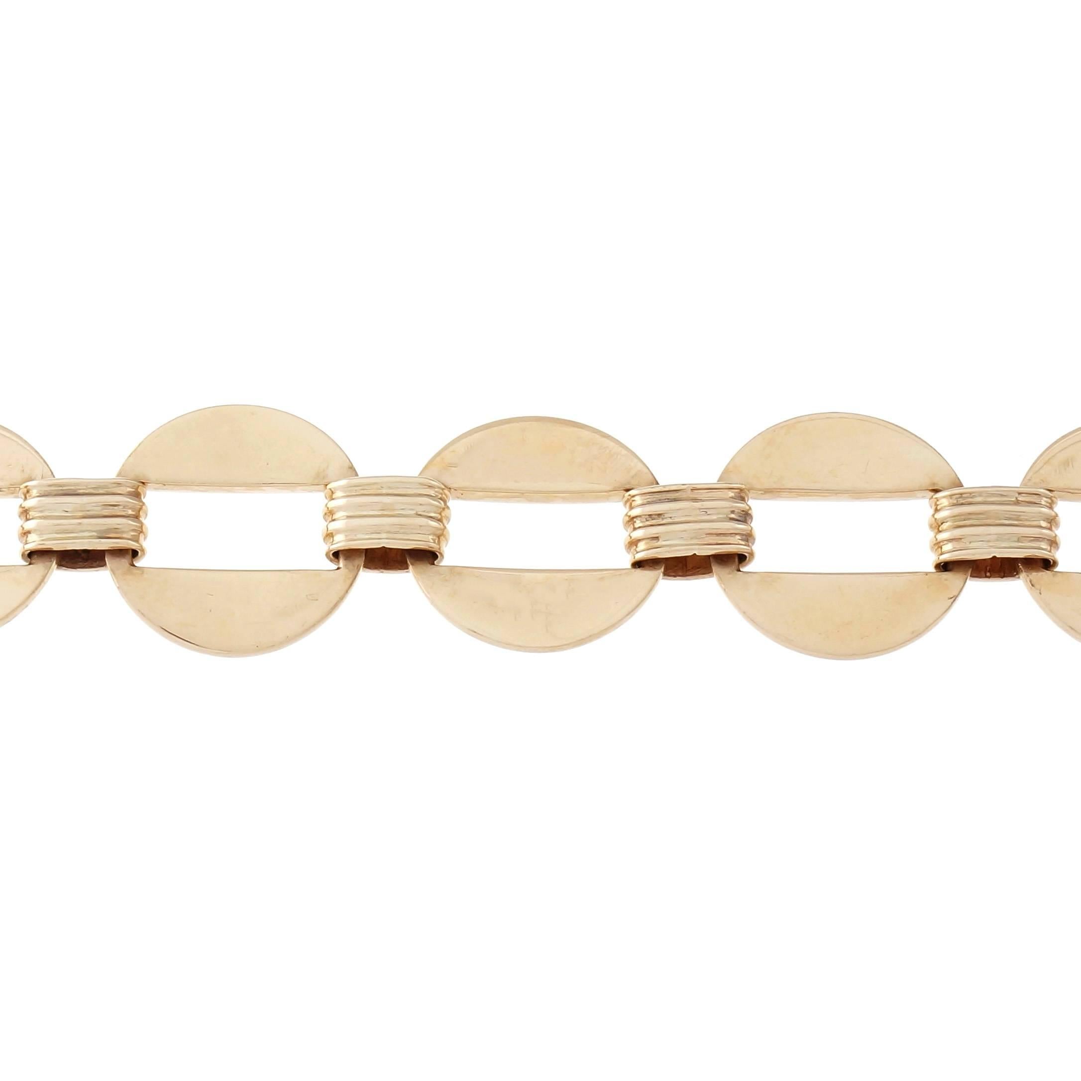 Tiffany & Co. Gold Link Bracelet In Good Condition In Stamford, CT
