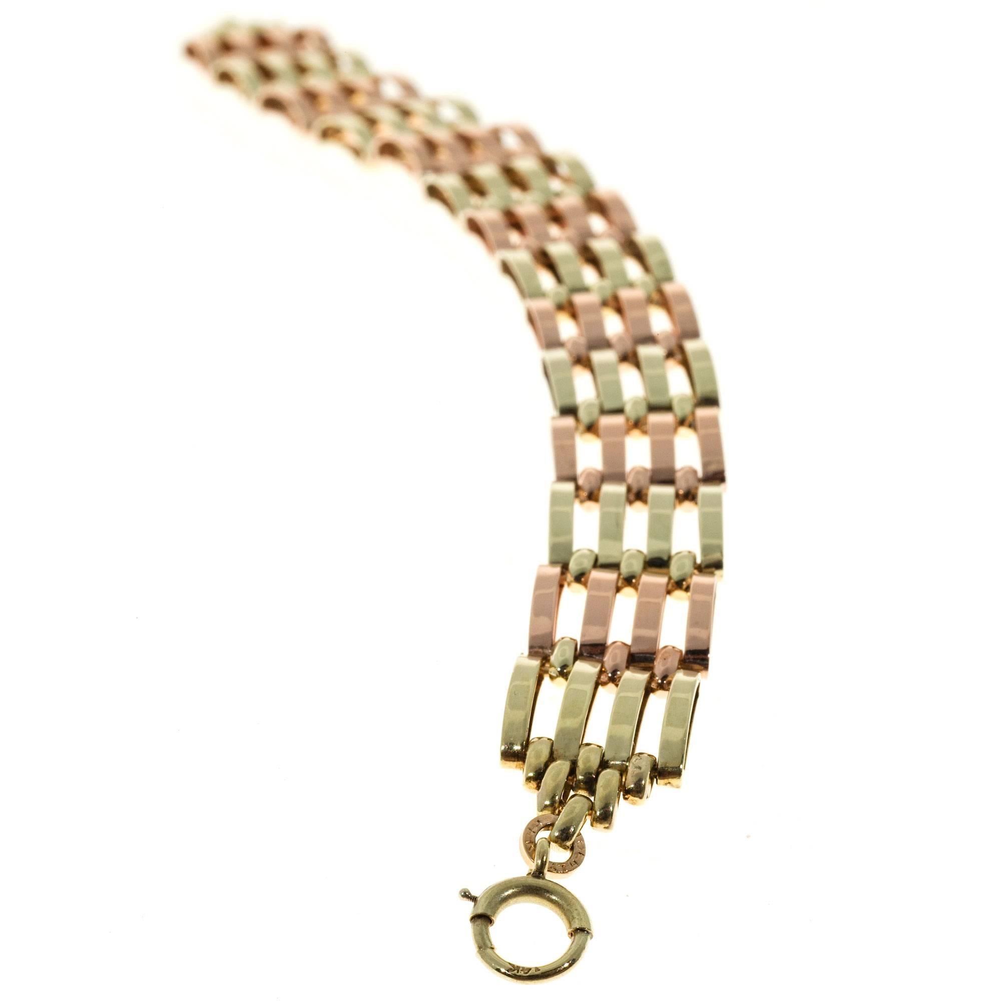 Seven Row Gold Link Bracelet In Good Condition In Stamford, CT