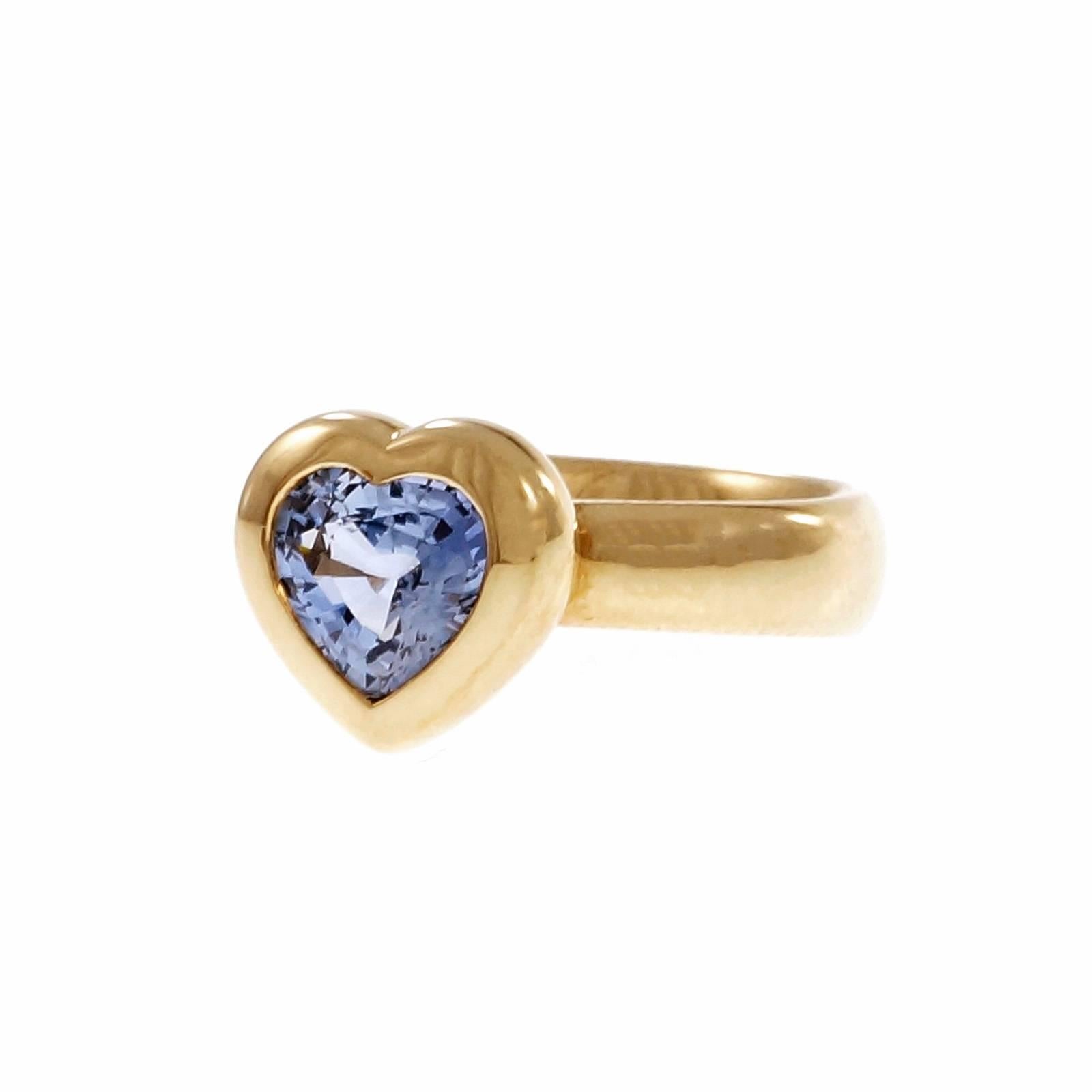 Tiffany & Co bright medium blue Sapphire solid 18k yellow gold heart shape ring. Bright periwinkle color.

1 heart shaped bright medium blue Sapphire, approx. total weight 1.50cts, heated, 7.25 x 7.20 x 3.90mm, natural corundum simple heat only,