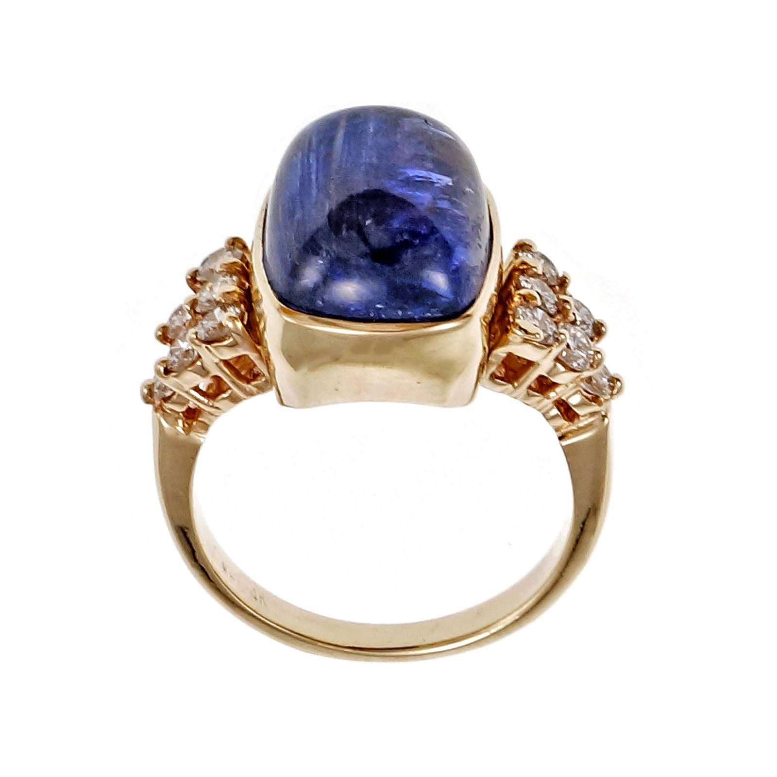 Blue Purple Tanzanite Diamond Gold Engagement Ring In Good Condition In Stamford, CT