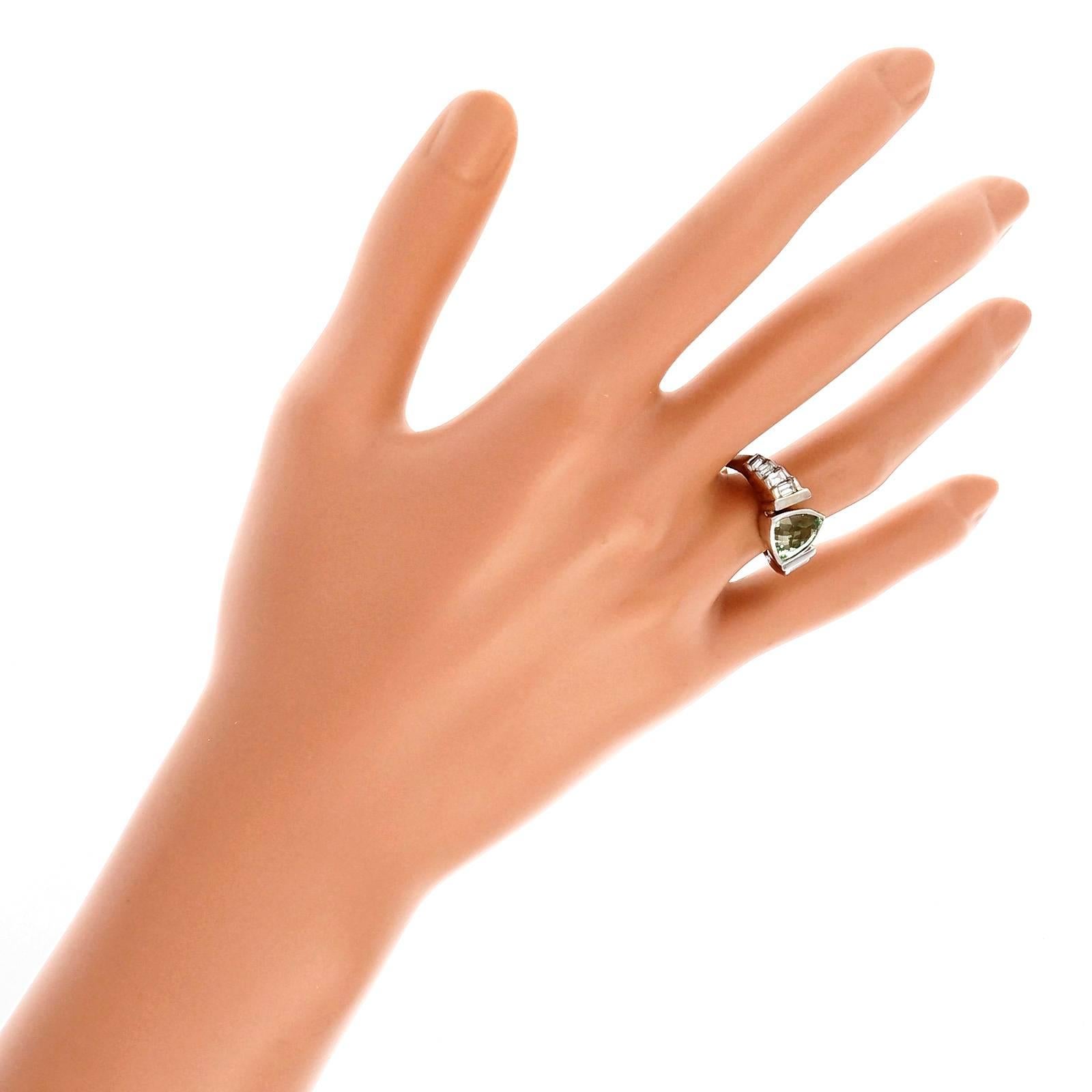 Women's Mint Green Tsavorite Garnet Diamond Gold Ring 