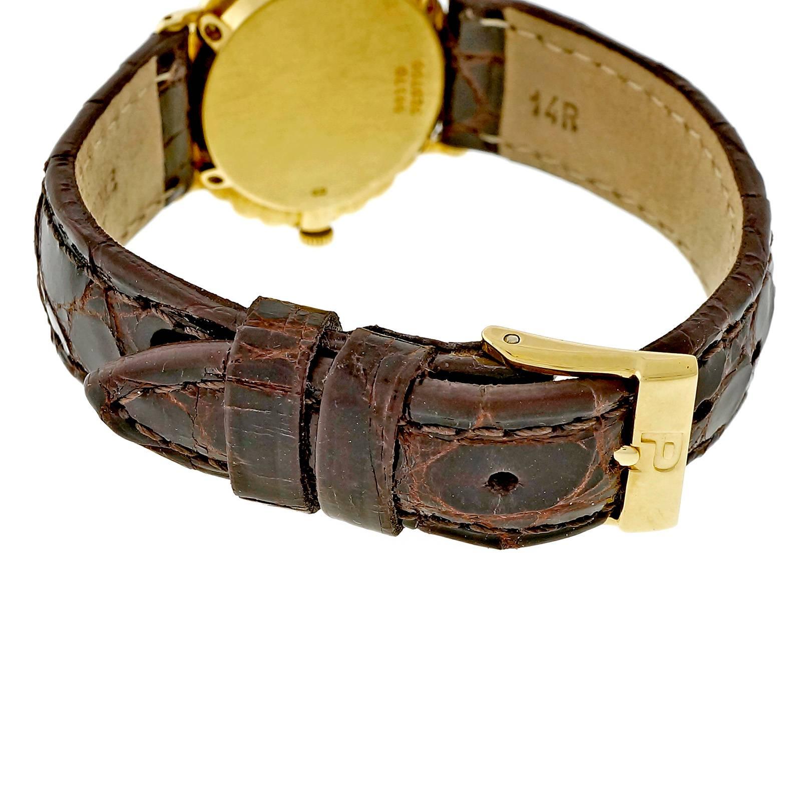 Piaget Ladies Yellow Gold Ribbed Wristwatch  en vente 2