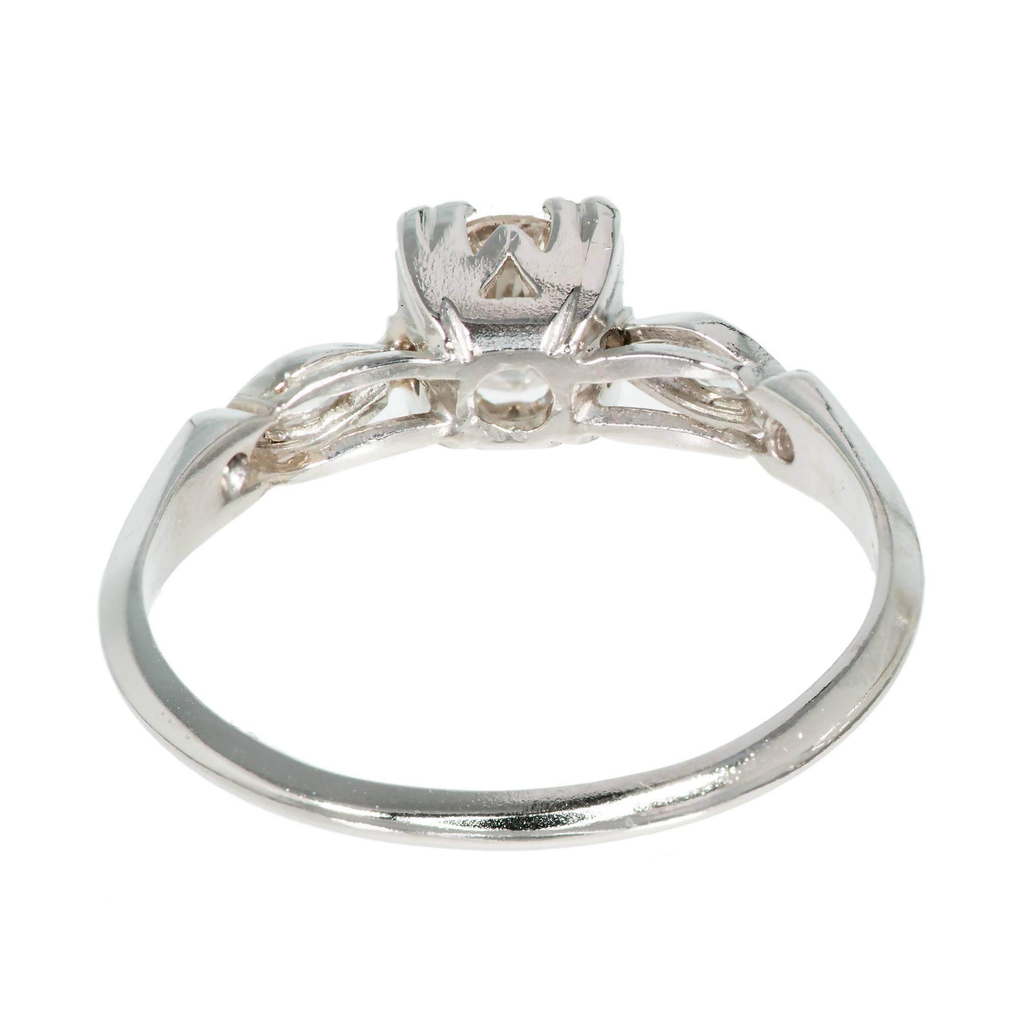 Art Deco Diamond Platinum Engagement Ring In Good Condition For Sale In Stamford, CT