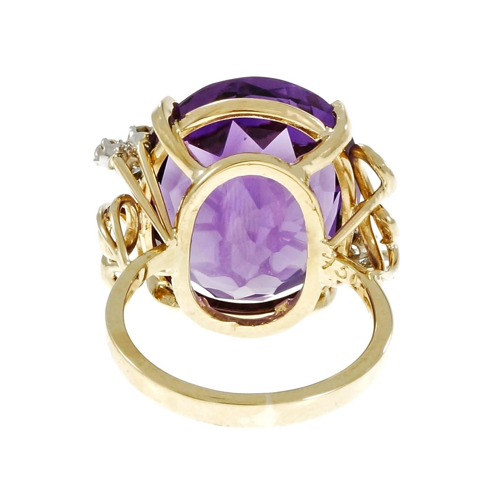 Großer ovaler Amethyst-Diamant-Gold-Cocktailring Damen