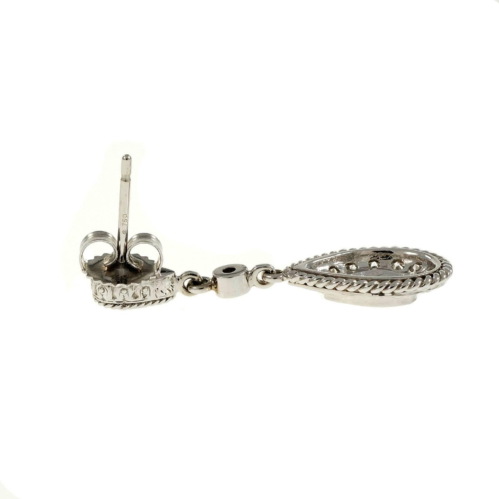 Diamond Gold Tear Drop Dangle Earrings In Good Condition In Stamford, CT