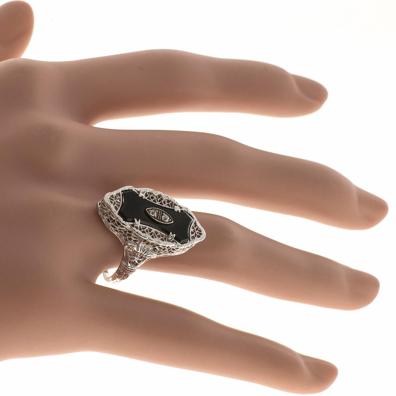Art Deco Filigree Black Onyx Diamond Gold Cocktail Ring In Good Condition In Stamford, CT