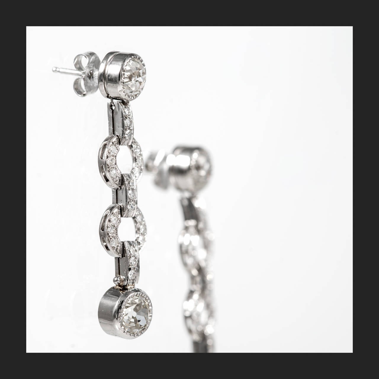 3.58 Carat Old European Cut Diamond Platinum Dangle Earrings In Good Condition For Sale In Stamford, CT