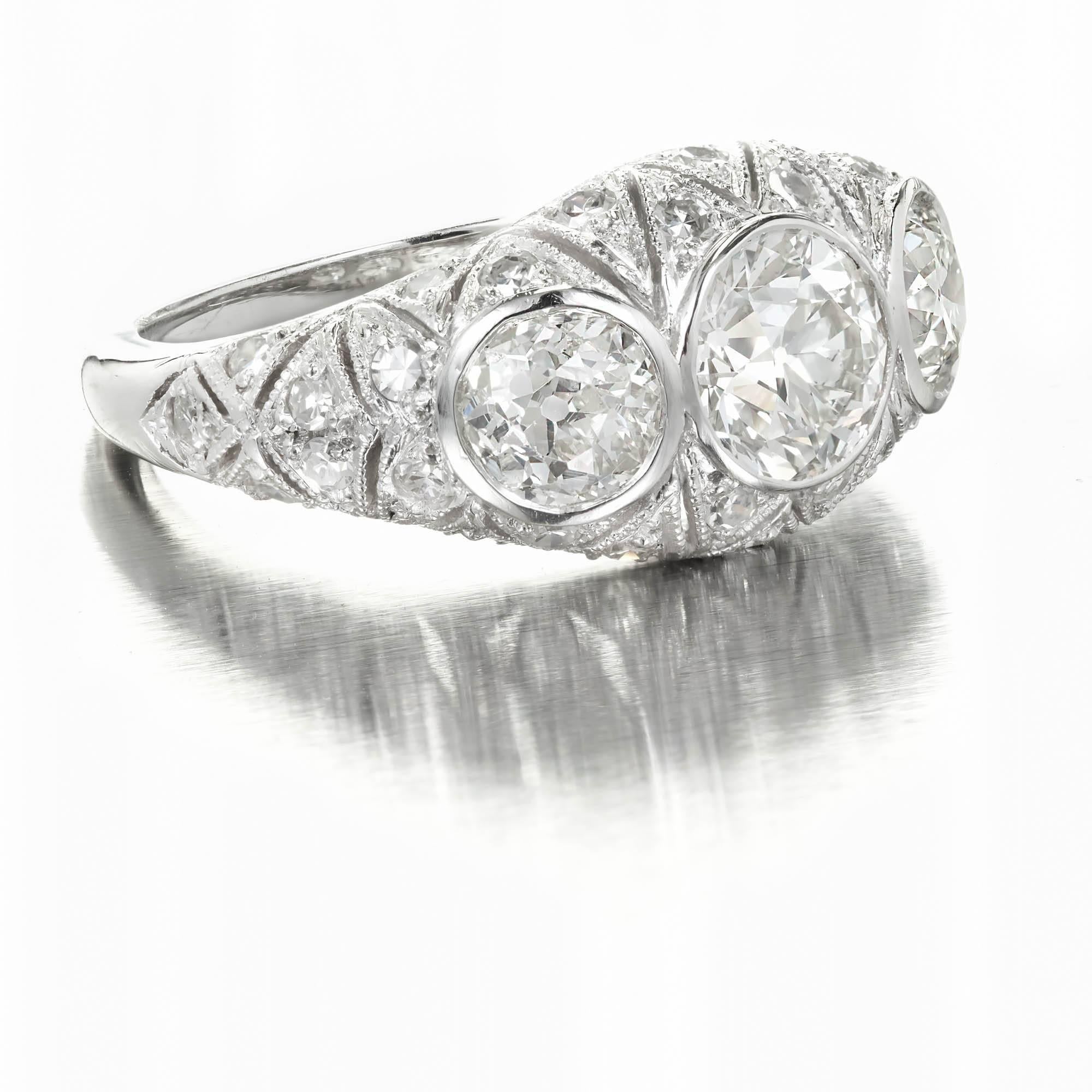 1.12 Carat Art Deco Old European Cut Diamond Platinum Engagement Ring For Sale 4