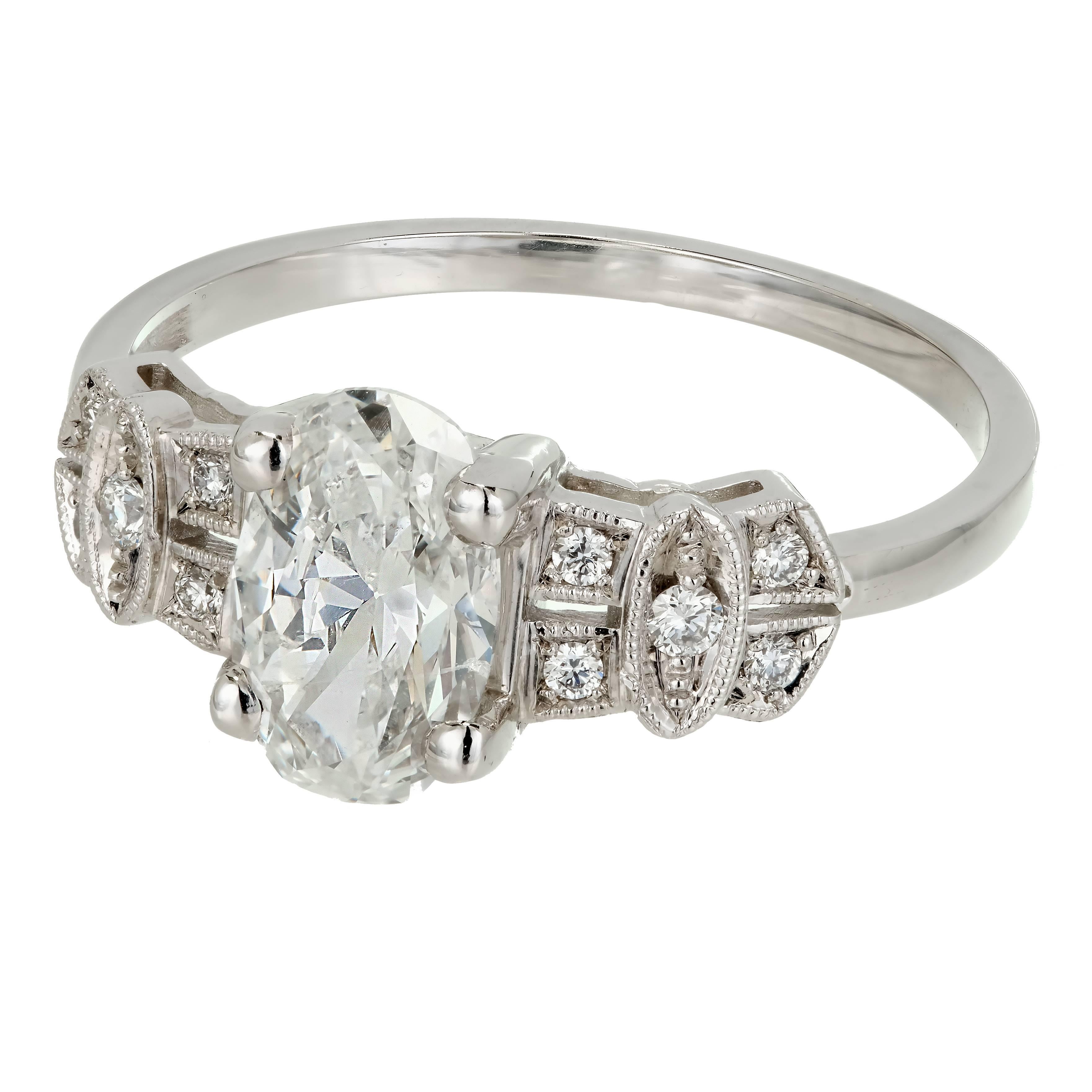 Taille ovale Bague de fiançailles Peter Suchy en platine avec diamant ovale certifié GIA de 1,08 carat en vente