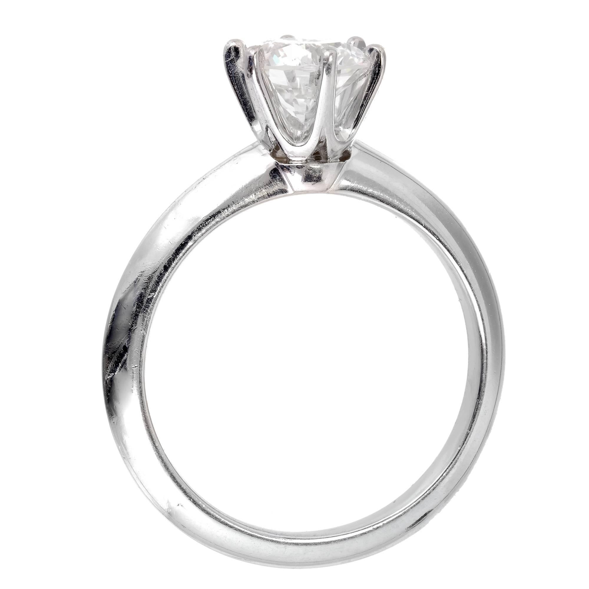 Verlobungsring, Tiffany & Co., 1,00 Karat Diamant Platin Solitär im Zustand „Gut“ im Angebot in Stamford, CT